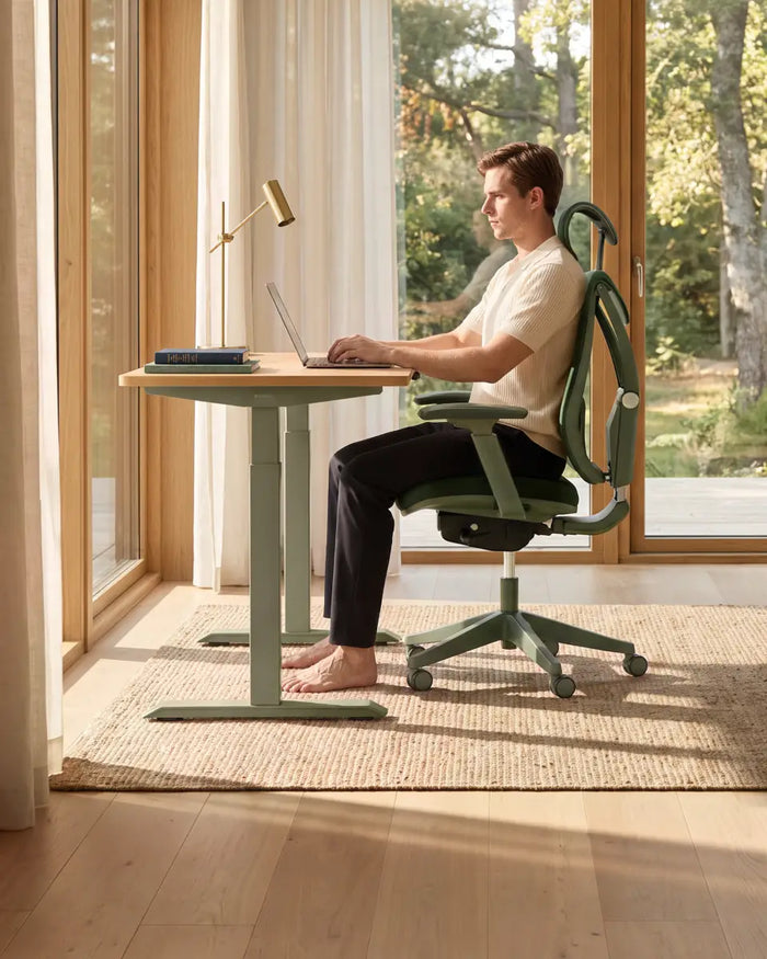 The real benefits of ergonomic chairs (and their limits)